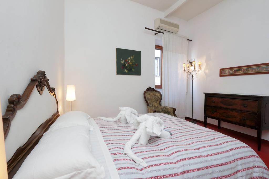 Fori Imperiali Apartment Rome Chambre photo
